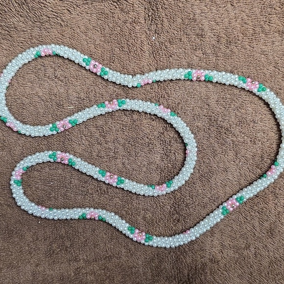 Elegant Handmade Pearl Necklace with Pink and Green Accents 36"‎ - Picture 2 of 4